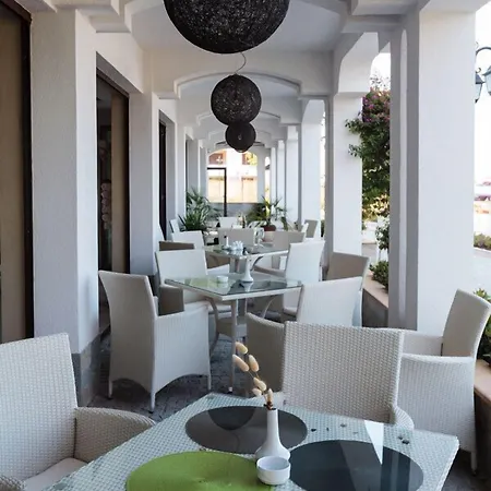 Resort Oasis Club 4*