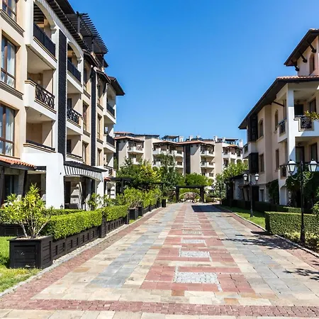 Oasis Club 4* Лозенец