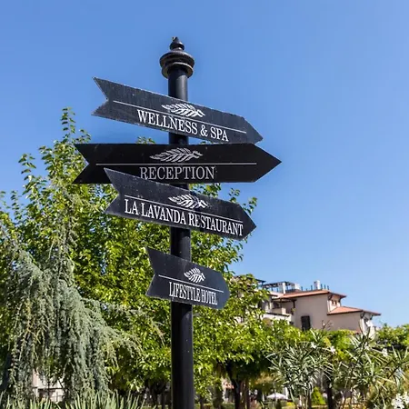 Oasis Club Resort Lozenets