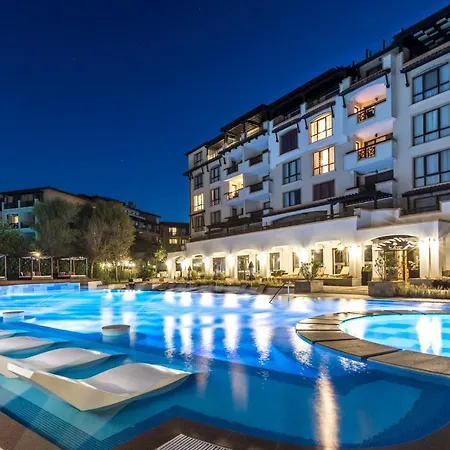 Здравен курорт Oasis Club 4*