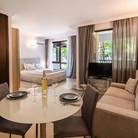 Oasis Club 4* Лозенец