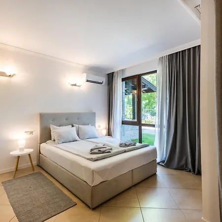 Rezort Oasis Club Lozenec