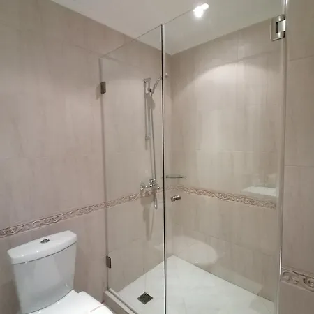 Oasis Club 4*