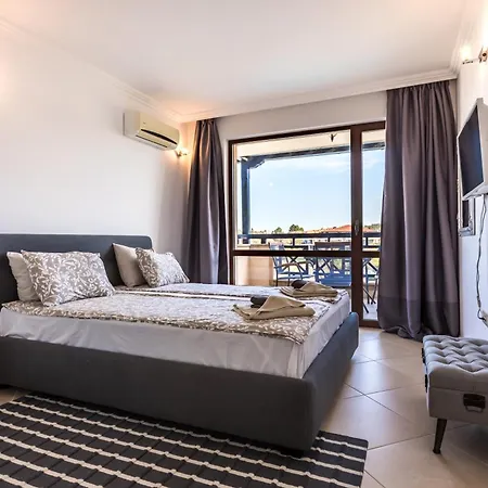 Resort Oasis Club Lozenets