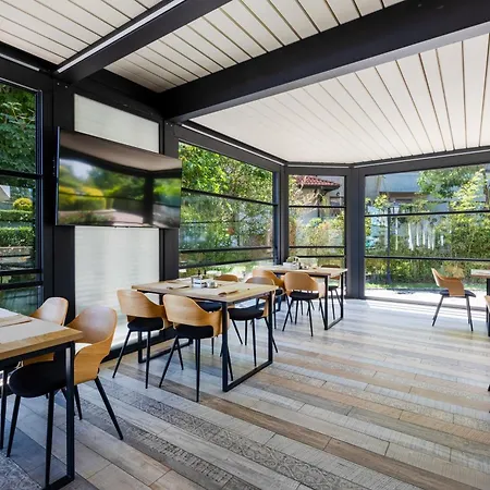 Oasis Club 4* Lozenets