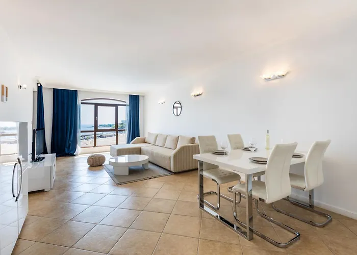 Oasis Club 리조트